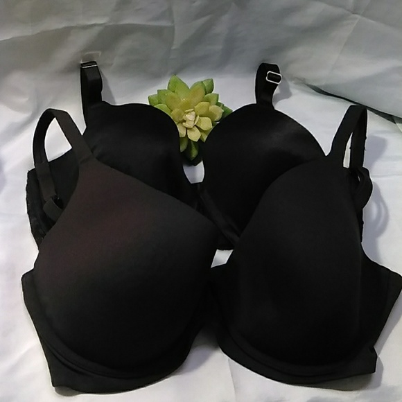 Victoria's Secret Other - BODY BY VICTORIA +1 WACOAL